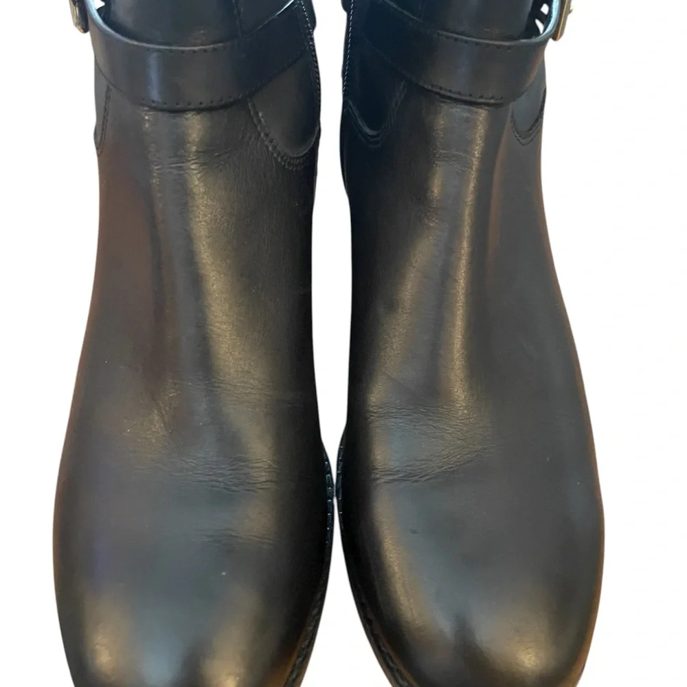 Cole Haan Tall Galina Leather Boots SZ 8 Stretch Back Gold Buckle Chunky Heel